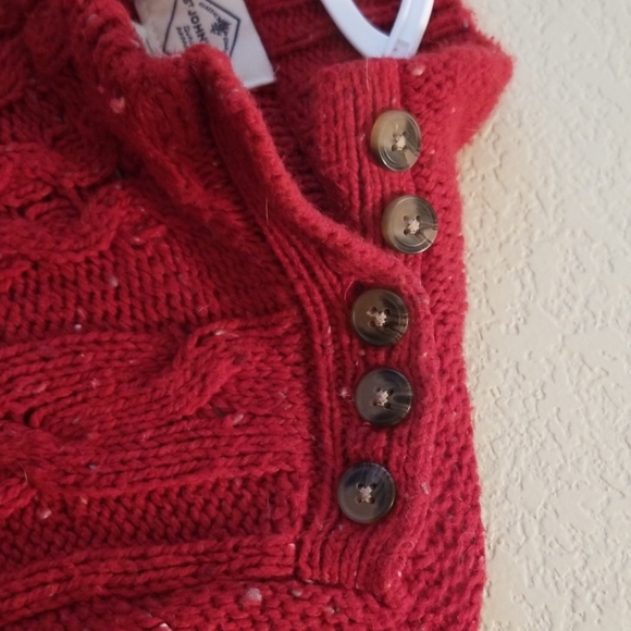 Sweater - Picture 4 of 4